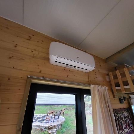 הוילה Santa Comba de Rossas Tinyhouse Rossas מראה חיצוני תמונה